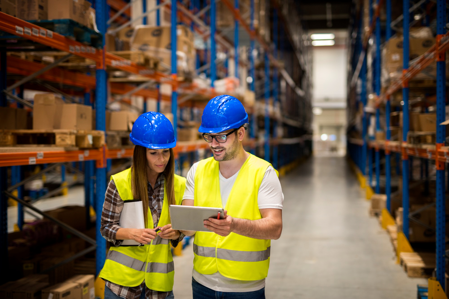 TOTAL LOGISTICS
